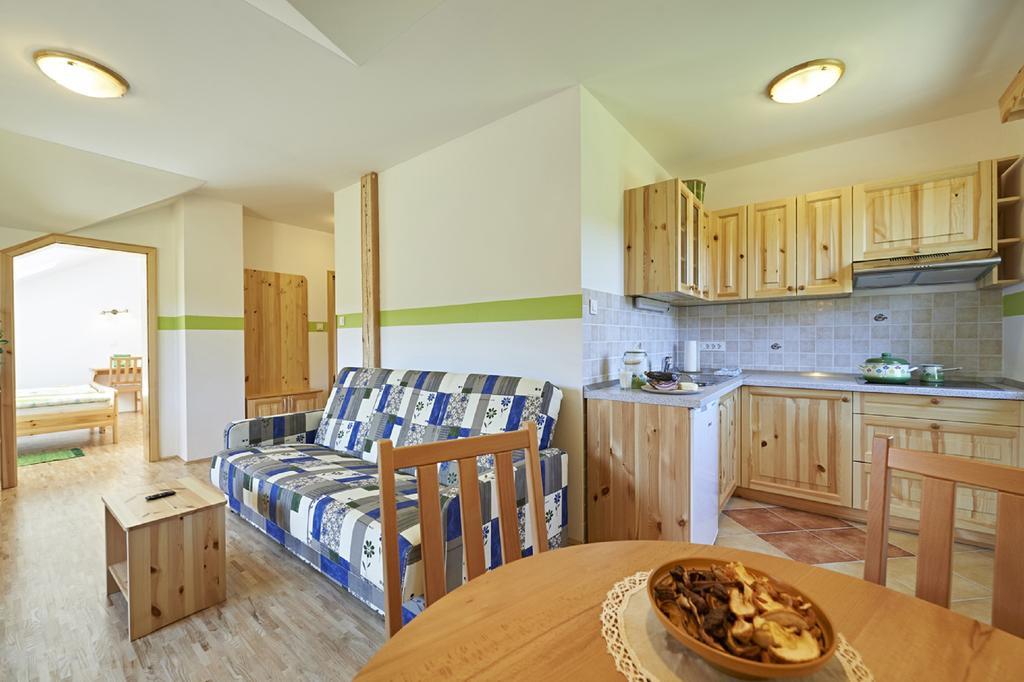 Apartments Organic Tourist Farm Gradisnik Prevalje Extérieur photo